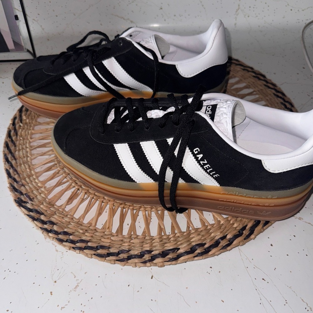 Adidas Gazelle Bold Platform Sneakers Core Black White NWOB Womens 8.5 - Picture 2 of 6